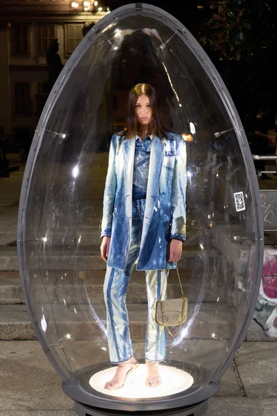 Look 55